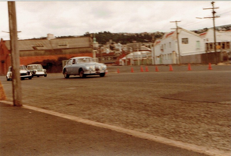 Name:  Dunedin Festival 1984 #21 Jag and Minis CCI27102015 (800x540).jpg
Views: 7453
Size:  130.6 KB