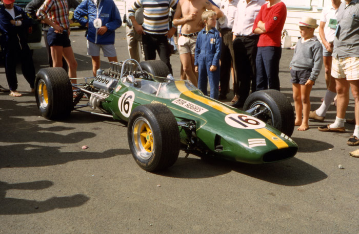 Name:  Peter Hughes Lotus 33 BRM  Puke Jan 69.jpg
Views: 2792
Size:  117.2 KB