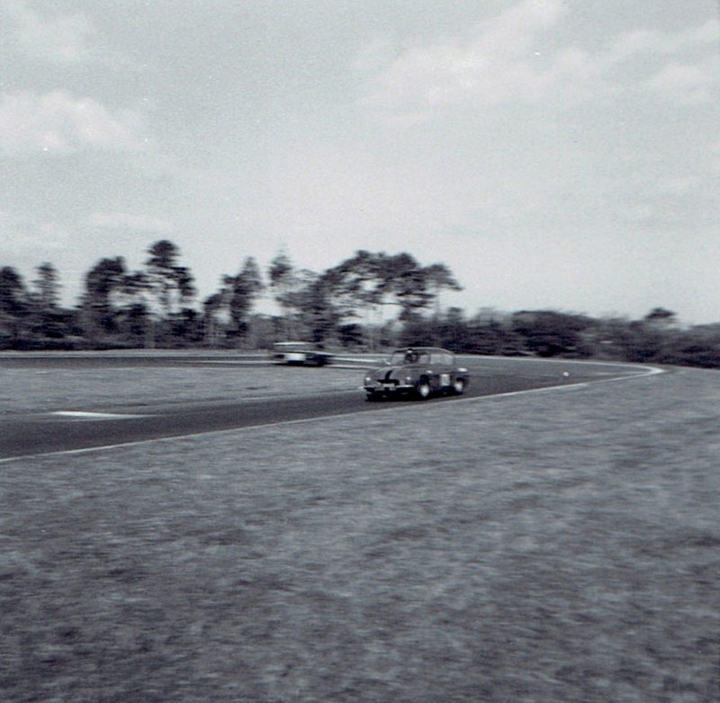 Name:  Pukekohe 1966-68 #9 Ford Anglia at hairpin CCI20112015 (800x781).jpg
Views: 2895
Size:  137.4 KB