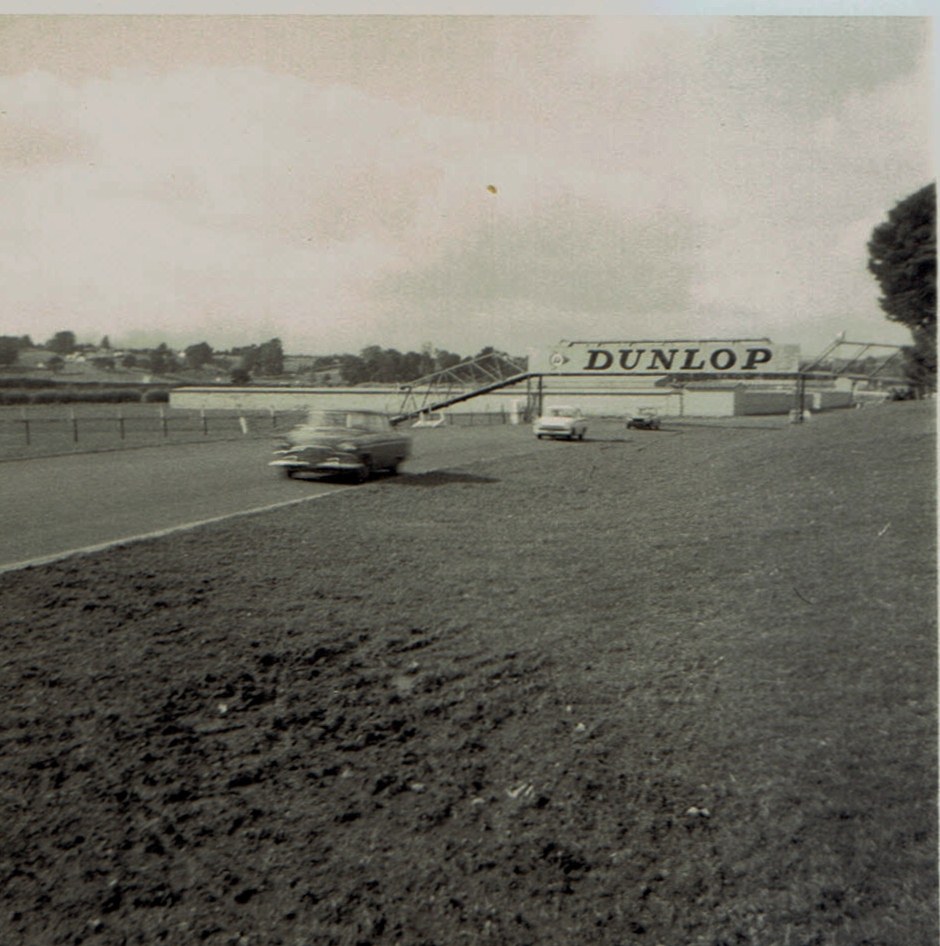 Name:  Pukekohe 1966-68 #16  Fords Dunlop bridge CCI22112015.jpg
Views: 2830
Size:  181.4 KB