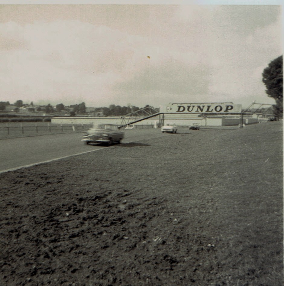 Name:  Pukekohe 1966-68 #16  Fords Dunlop bridge CCI22112015.jpg
Views: 2178
Size:  181.4 KB