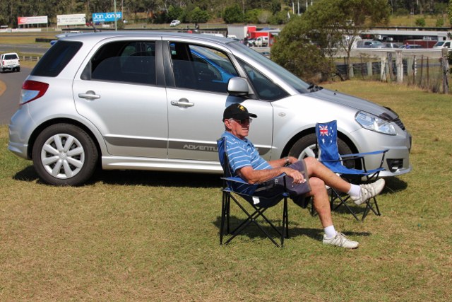Name:  Clive at Lakeside Sept 2015 v2,  IMG_0222 (3) (640x427).jpg
Views: 1183
Size:  122.7 KB