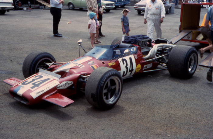 Name:  Teddy Pillette McLaren M10A Pukekohe Jan 71 a.jpg
Views: 2037
Size:  104.7 KB