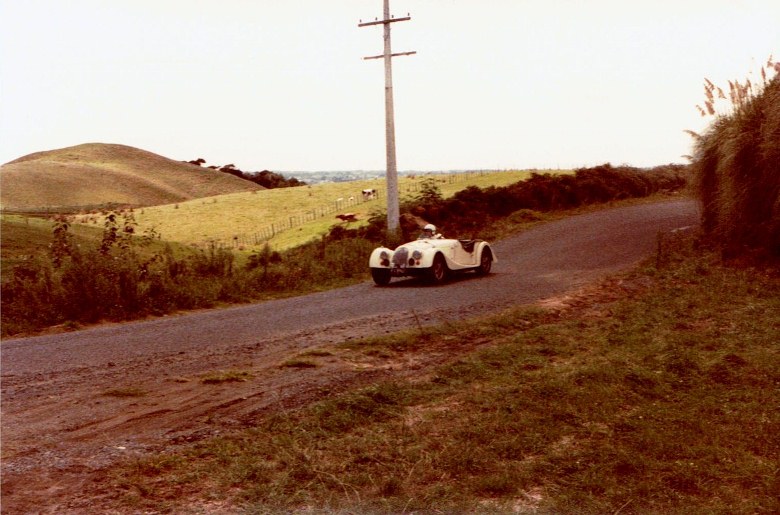 Name:  AHCCNZ Otaua Hill Climb 1985 #21 Morgan CCI30112015_0001 (780x515).jpg
Views: 2363
Size:  125.6 KB