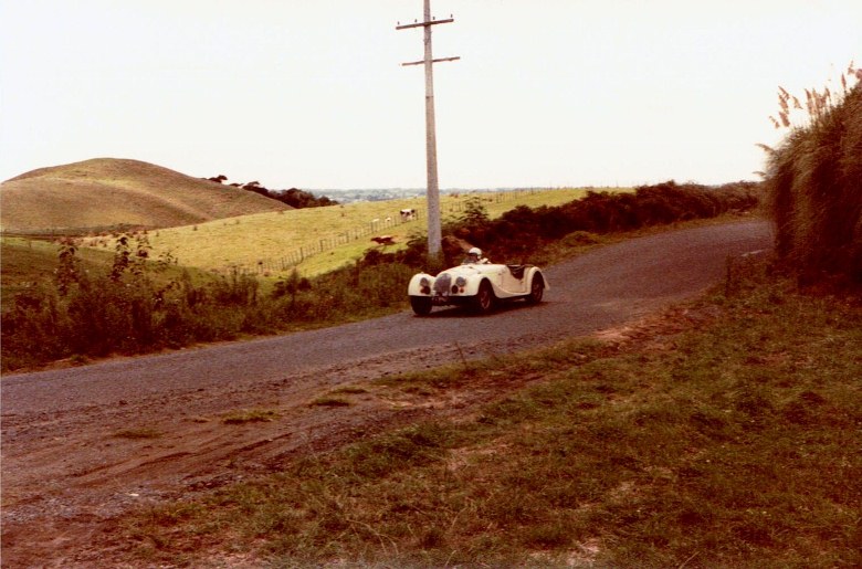 Name:  AHCCNZ Otaua Hill Climb 1985 #21 Morgan CCI30112015_0001 (780x515).jpg
Views: 3811
Size:  125.6 KB