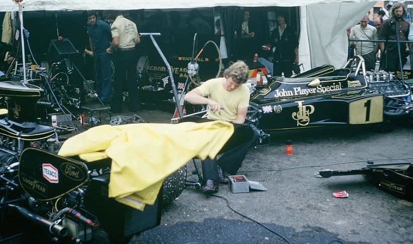 Name:  Lotus pit. 1973.jpg
Views: 2243
Size:  167.6 KB