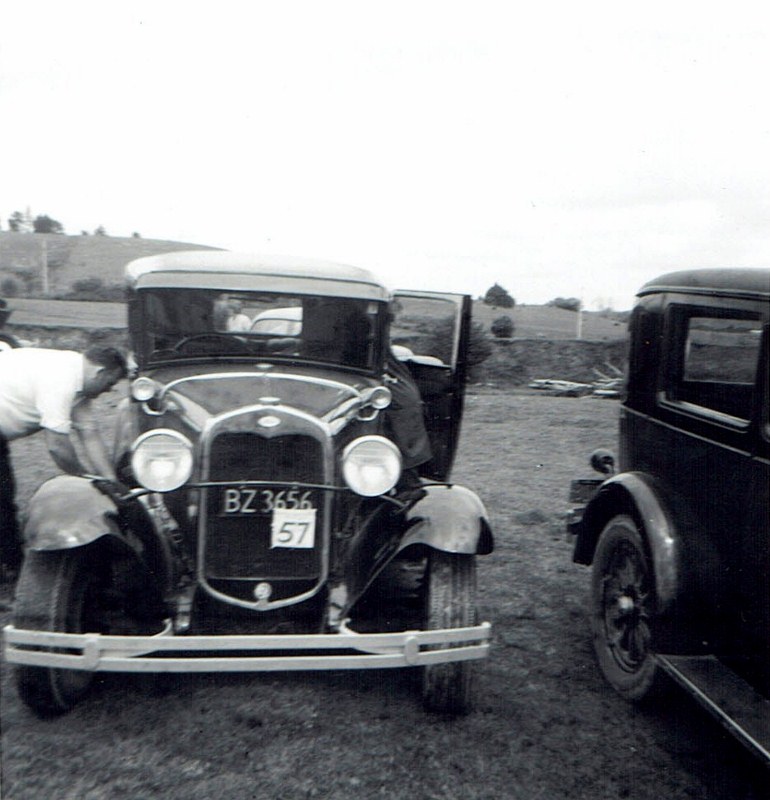 Name:  Hunua Hundred 1971 Auckland VVCC Model A Ford C Liddell, my photo CCI27092015_0003 (770x800).jpg
Views: 6542
Size:  130.5 KB