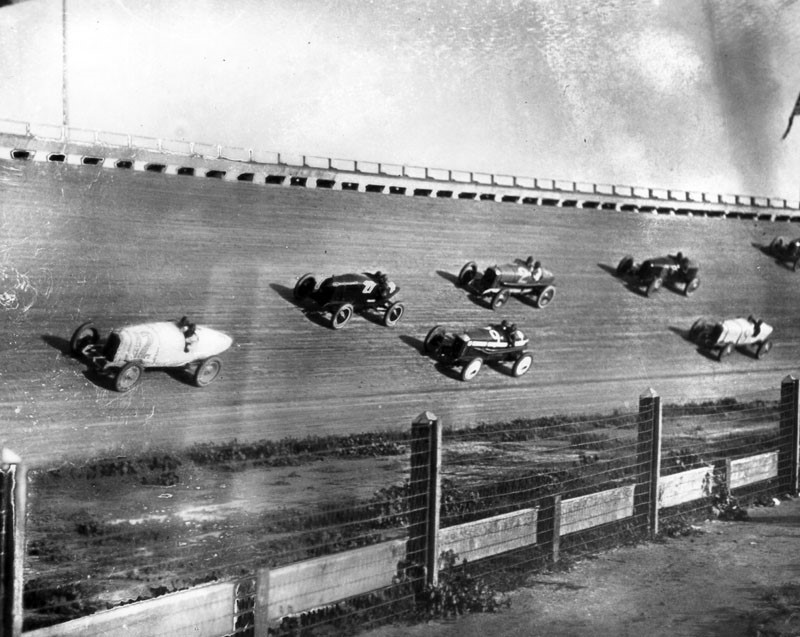 Name:  Beverly_Hills_Speedway_1919.jpg
Views: 1221
Size:  131.6 KB
