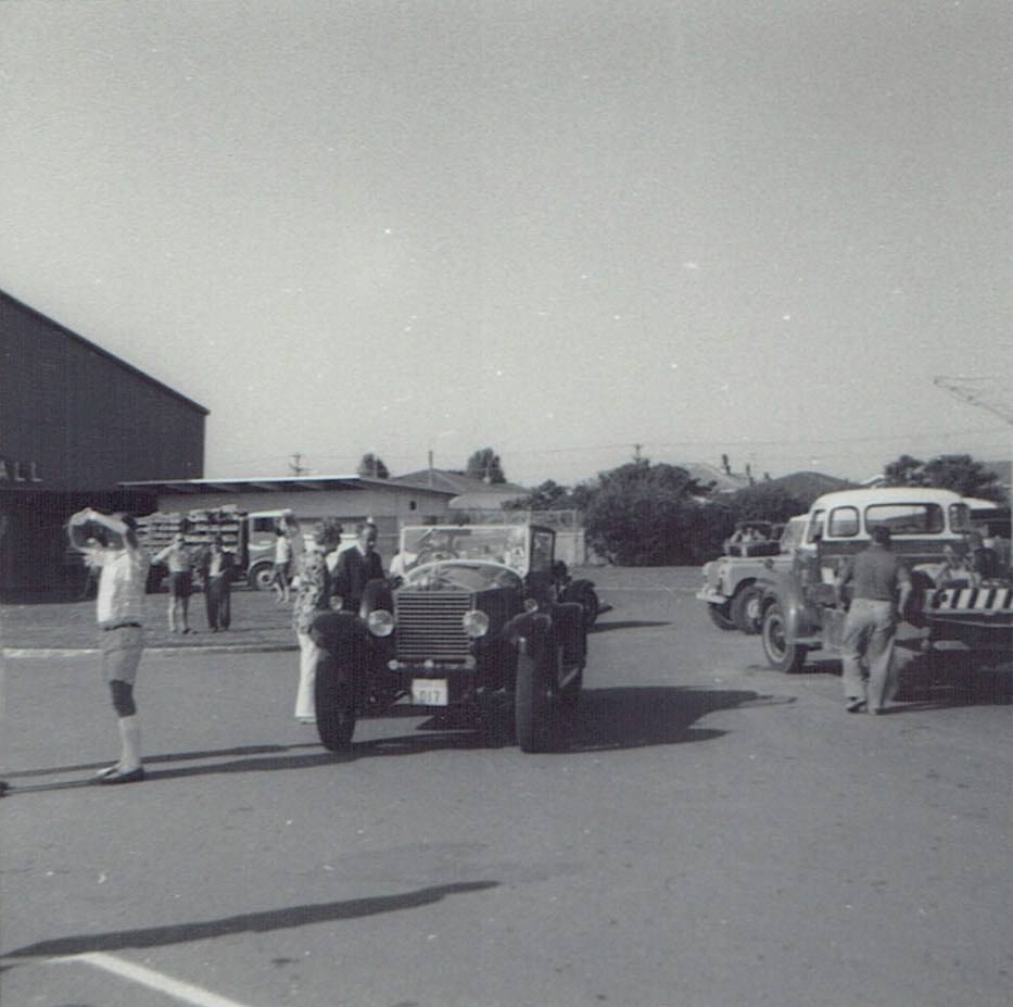 Name:  Vintage Rally 1971 #3  Tourer & trucks CCI09012016_0004.jpg
Views: 5187
Size:  147.6 KB
