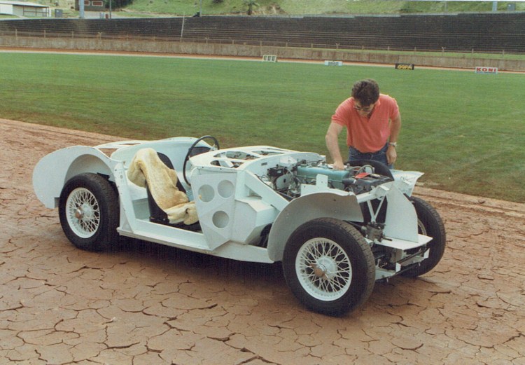 Name:  All British Day Western Springs #4 Healey - Brad Chibnall CCI10012016_0005 (750x521).jpg
Views: 1495
Size:  128.4 KB