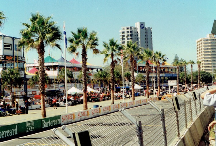 Name:  Gold Coast Indy 1997 #3 Indy cars the pits 2 CCI17012016_0003 (750x508).jpg
Views: 778
Size:  173.4 KB