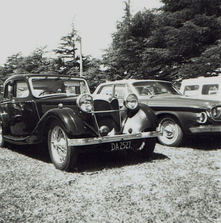 Name:  Vintage Rally 1968 Western Spings #11 Riley Alpine 2 CCI19012016_0003 (745x750).jpg
Views: 4806
Size:  181.2 KB