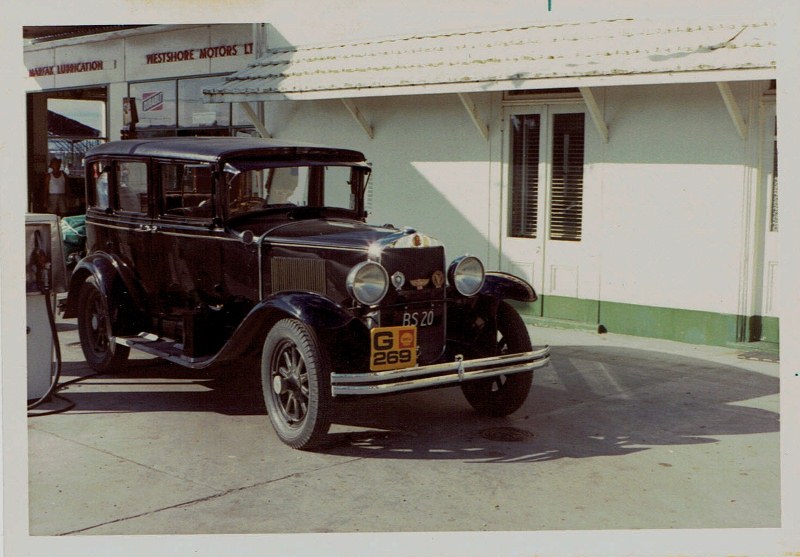 Name:  Vintage Rally 1972 #11 1929 Graham-Paige CCI11022016 (800x557).jpg
Views: 2463
Size:  121.8 KB