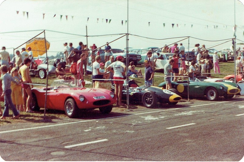 Name:  AHCCNZ events #1, line up the pits Pukekohe 1982 !! CCI11022016_0004 (800x531).jpg
Views: 973
Size:  154.9 KB