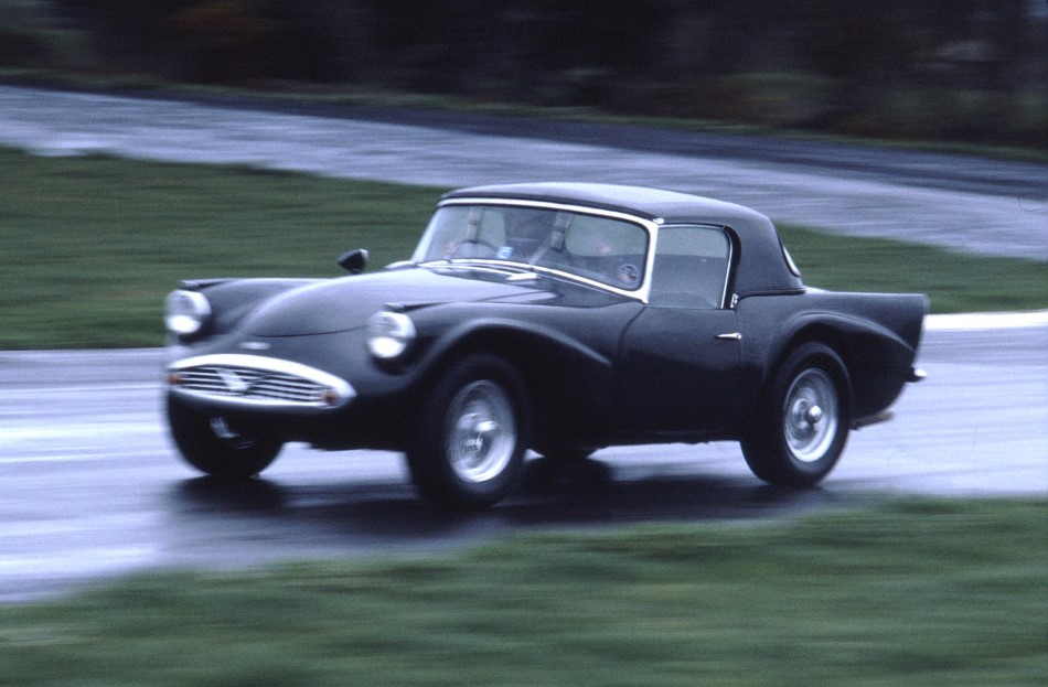 Name:  183_0820_253 Daimler.jpg
Views: 969
Size:  121.3 KB