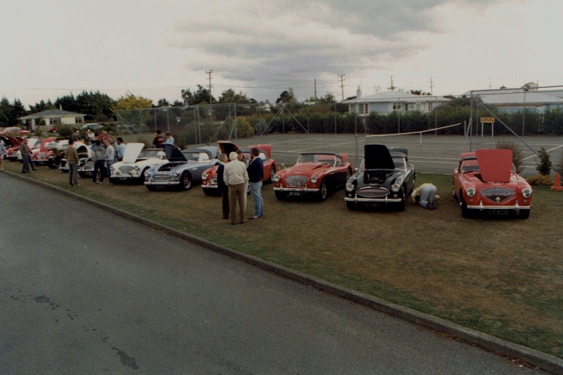 Name:  AHCCNZ events #43 1989 Masterton Rally The Concours line up right CCI01032016_0003 (800x533).jpg
Views: 924
Size:  109.7 KB