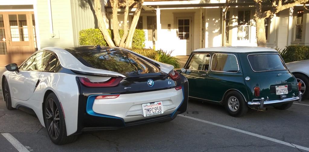 Name:  Old & new in Los Olivos. BMW M8 & 1962 Mini Cooper.jpg
Views: 1547
Size:  96.4 KB