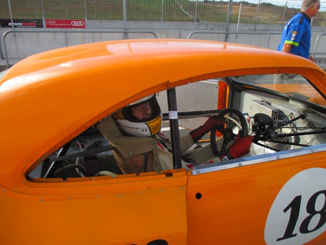 Name:  214_0330_005 Barry Algie.JPG
Views: 1680
Size:  84.1 KB