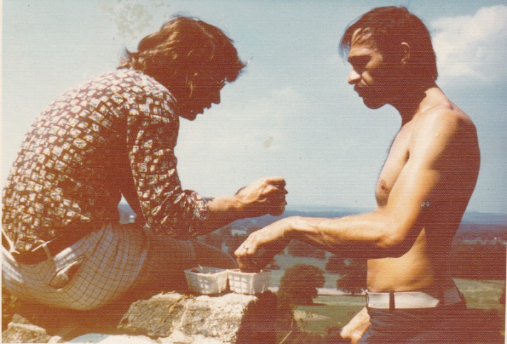Name:  Relaxing in England. Summer of 1973.jpg
Views: 1873
Size:  124.5 KB