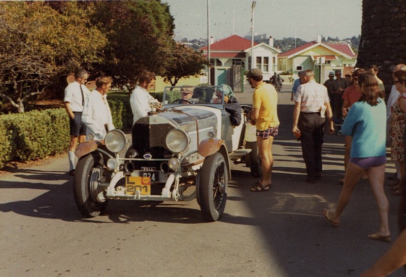 Name:  Vintage Rally 1972 #42 1924 Mercedes angled view 33 CCI08052016_0005 (800x545).jpg
Views: 3316
Size:  147.1 KB