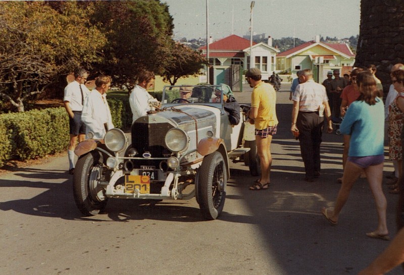 Name:  Vintage Rally 1972 #42 1924 Mercedes angled view 33 CCI08052016_0005 (800x545).jpg
Views: 2610
Size:  147.1 KB