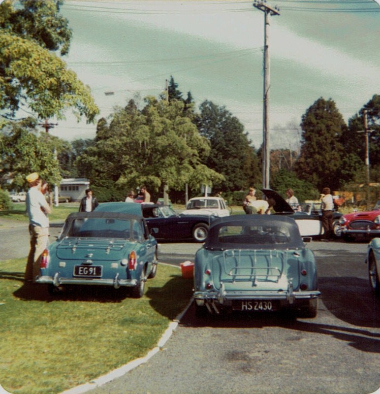 Name:  AHCCNZ events #147 1987 Rotorua Rally  Small & Big from the rear CCI18052016_0001 (772x800).jpg
Views: 1204
Size:  175.8 KB