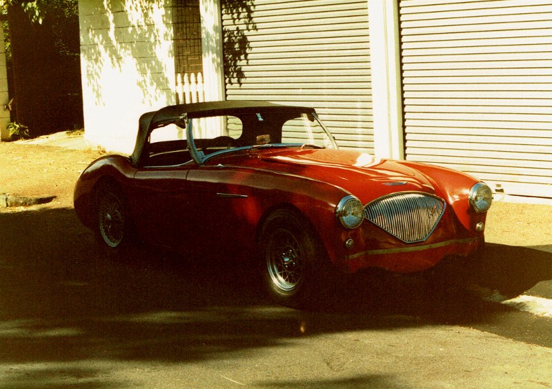 Name:  Healey 100 1953 #2, Herne Bay c' 1984  fr 3;4 CCI21052016_0001 (800x564).jpg
Views: 1953
Size:  158.2 KB