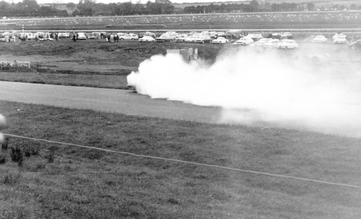 Name:  Cliff Everson Anglia Nov 1965r.jpg
Views: 1261
Size:  153.8 KB