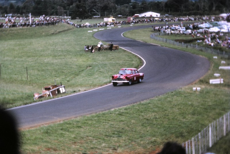 Name:  06 Early Pukekohe f012.jpg
Views: 1784
Size:  124.0 KB
