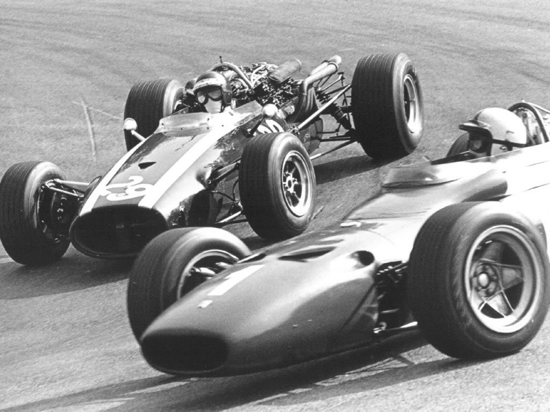 Name:  Chris Amon + Rindt 1967 Belgian GP.jpg
Views: 1484
Size:  167.0 KB