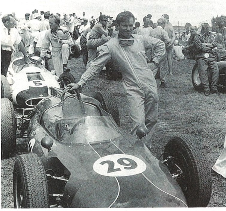 Name:  1963. Amon and Hyslop at Pukekohe..jpg
Views: 1108
Size:  172.0 KB