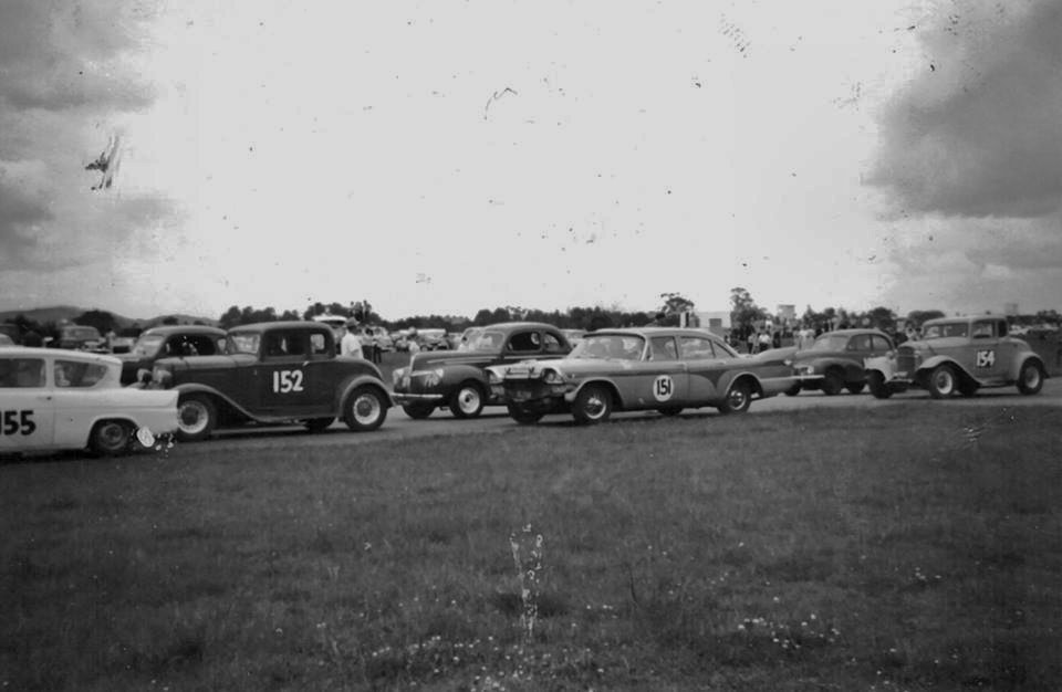 Name:  Pukekohe 1964 the field Bruce Thompson.jpg
Views: 1718
Size:  96.3 KB
