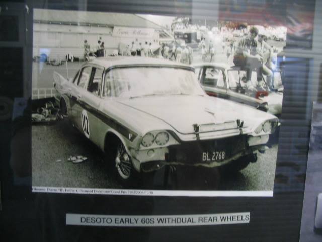 Name:  Pukekohe De Soto C Lumsden 1964 Dual rear wheels - Marc Montague pic 13886850_10153923229214895_.jpg
Views: 1387
Size:  32.7 KB