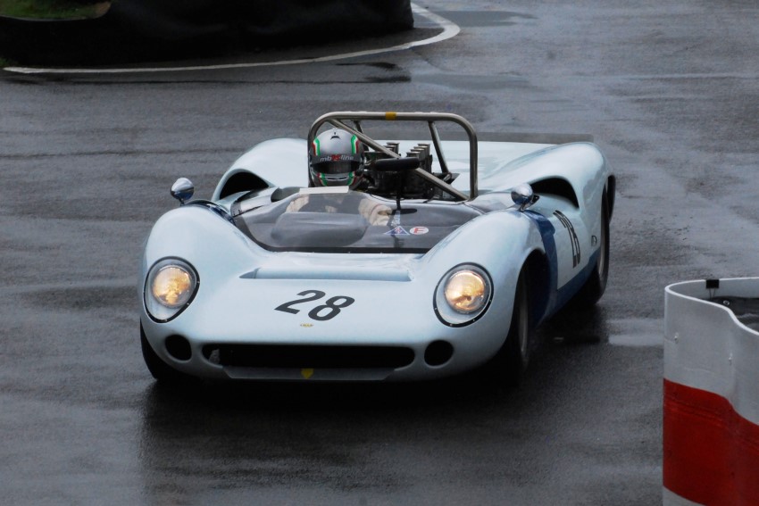 Name:  216_0910_468 Lola T70.JPG
Views: 1125
Size:  125.6 KB