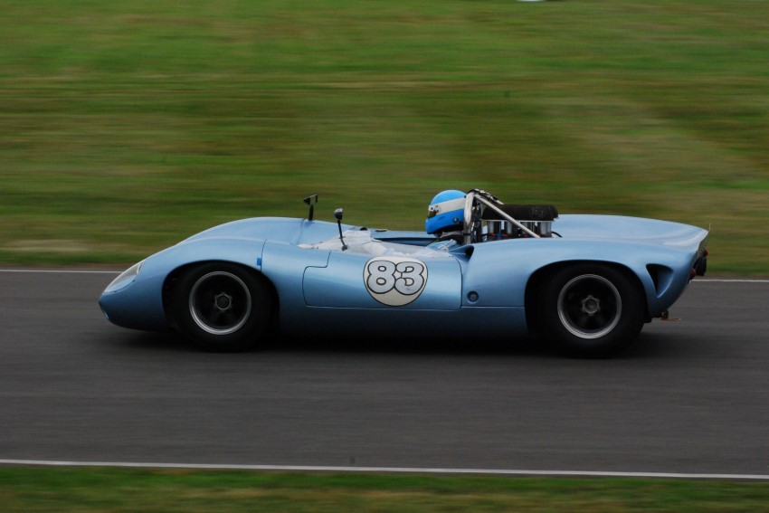 Name:  216_0909_468 Lola T70.JPG
Views: 1059
Size:  108.3 KB