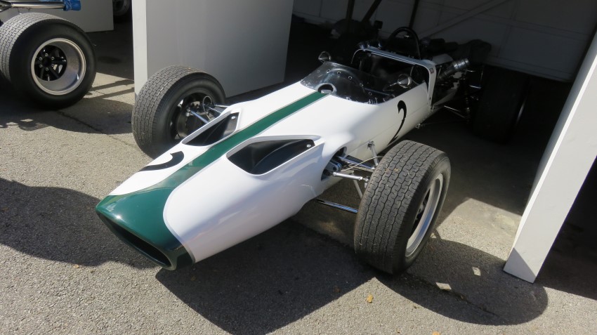 Name:  216_0911_531 McLaren.JPG
Views: 961
Size:  118.9 KB