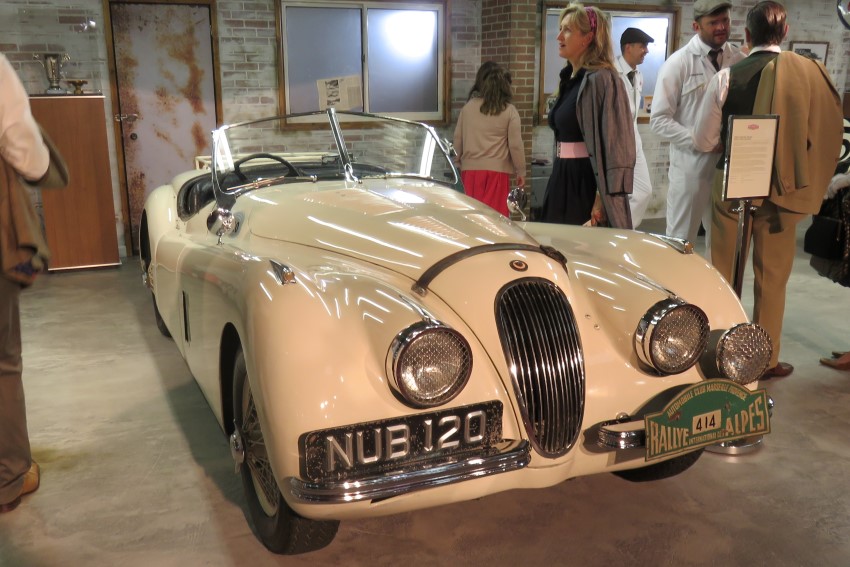 Name:  216_0909_814 Jaguar.JPG
Views: 1788
Size:  141.1 KB