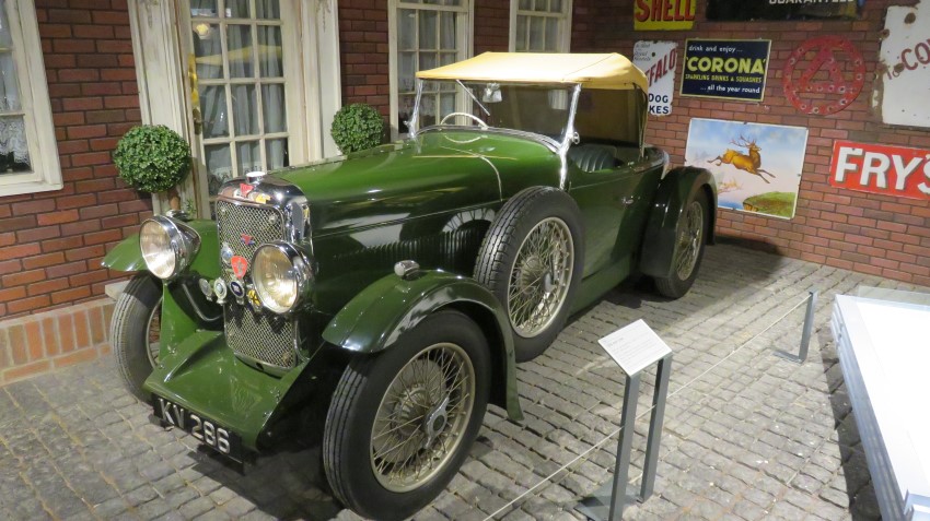 Name:  216_0913_018 Alvis.JPG
Views: 827
Size:  145.2 KB