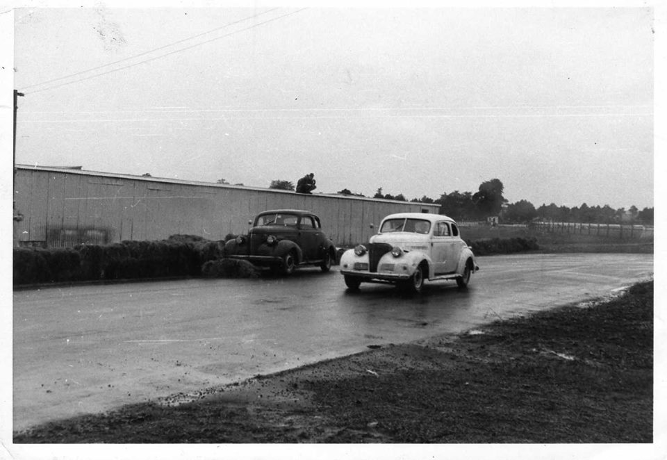 Name:  MR pix 1939 Chev's Pukekohe Kevin Gerbic pic.jpg
Views: 2640
Size:  84.4 KB