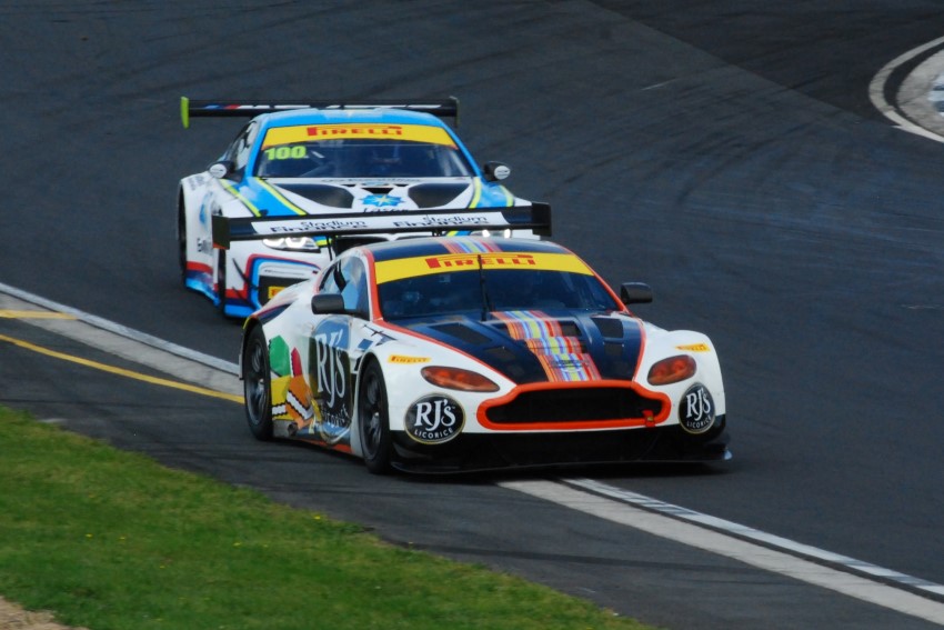 Name:  216_1028_350 Aston Martin.JPG
Views: 1034
Size:  129.9 KB