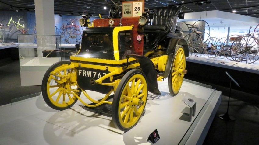 Name:  216_0913_008 Daimler.JPG
Views: 964
Size:  133.0 KB