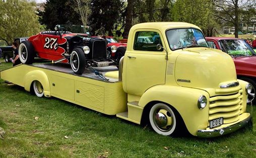 Name:  Chev transporter and 32 Ford - Big Idol.jpg
Views: 1710
Size:  46.1 KB