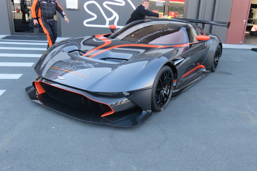 Name:  216_1028_001 Aston Martin Vulcan.JPG
Views: 925
Size:  135.1 KB