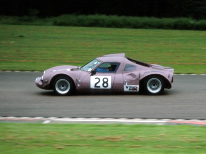 Name:  180_0720_022 Ginetta.jpg
Views: 597
Size:  93.0 KB