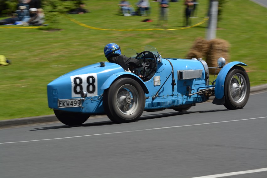 Name:  216_1120_059 Bugatti Jaguar.JPG
Views: 1574
Size:  145.2 KB