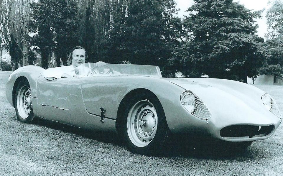 Name:  Bucklers in NZ #52 Bruce Sutcliffe in his DD1, when aged 32 now 80 Cornwall Park- B Sutcliffe ...jpg
Views: 2026
Size:  162.2 KB