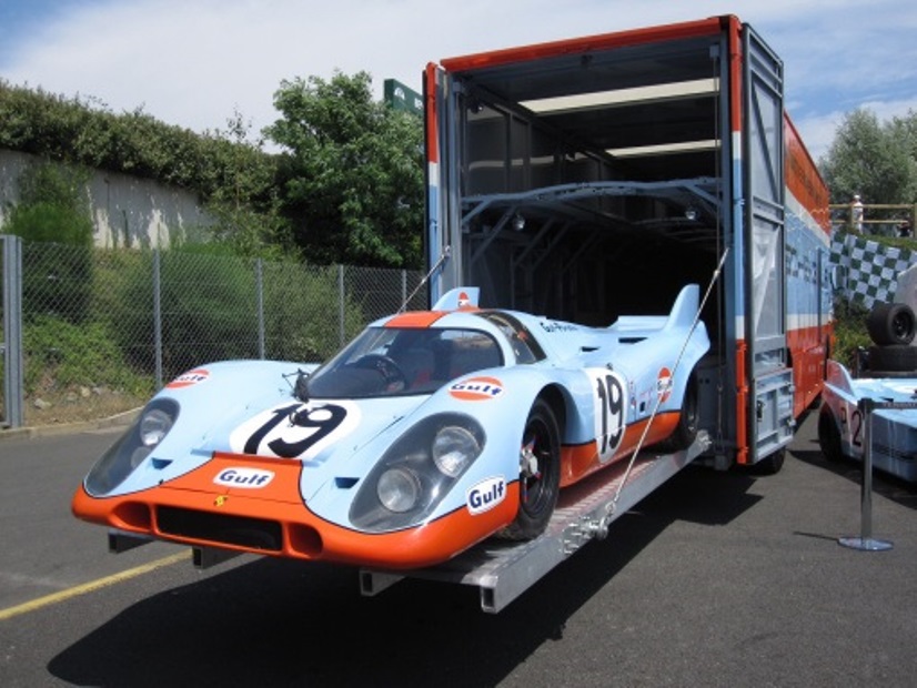 Name:  John Wyer GULF transporter..jpg
Views: 2622
Size:  155.1 KB