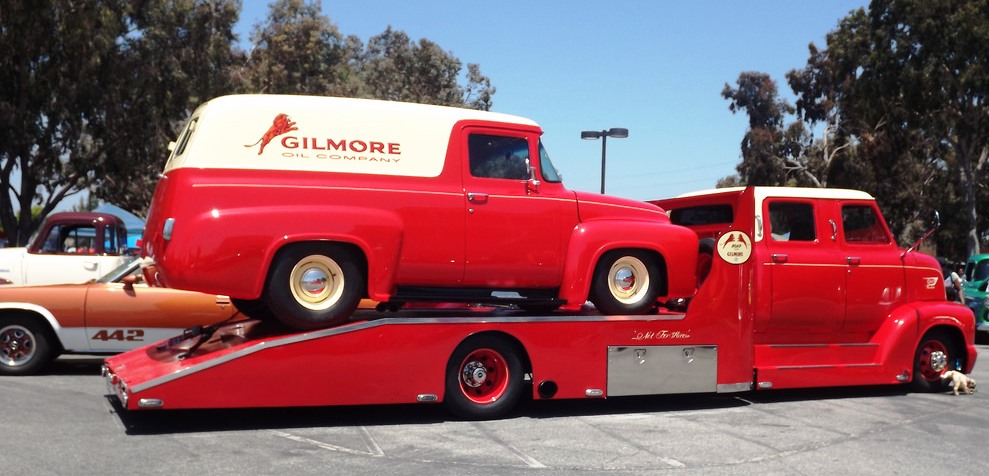 Name:  Gilmore Oil transporter # 1.jpg
Views: 1434
Size:  125.4 KB
