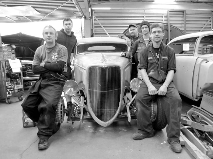 Name:  Kruzin Kustoms Portrait.jpg
Views: 533
Size:  85.2 KB