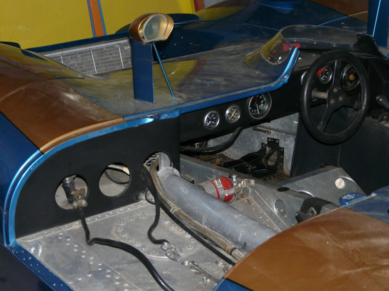 Name:  ford-open-sport-cockpit[1].jpg
Views: 5175
Size:  127.3 KB